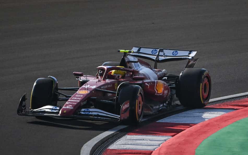 GP da China: Hamilton conquista a pole na sprint, e Bortoleto supera Hulkenberg