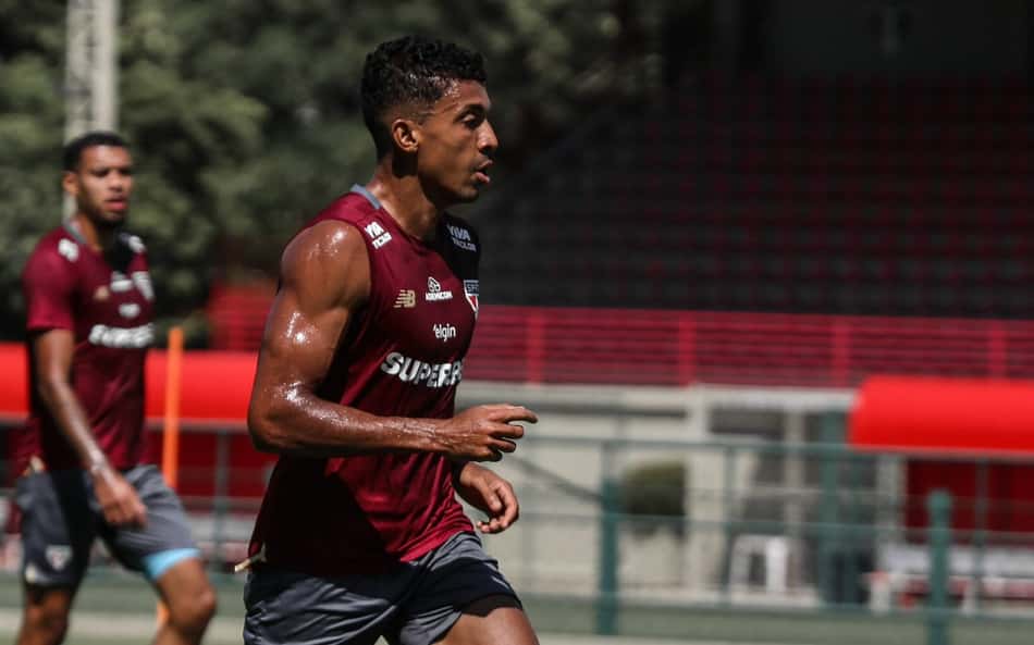 São Paulo se reapresenta e pode ter novidade em estreia do Campeonato Brasileiro