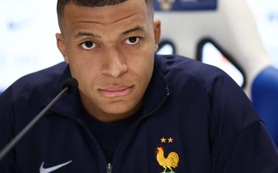 Mbappé revela lição após ter sido cortado das últimas convocações da França