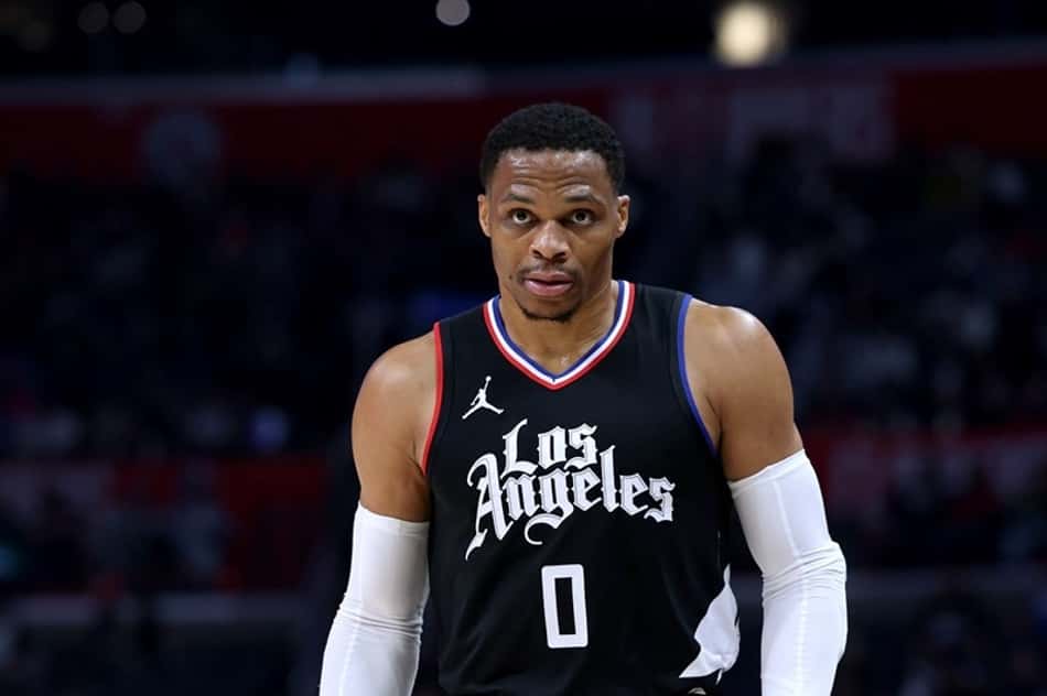 Russell-Westbrook_Easy-Resize.com-6