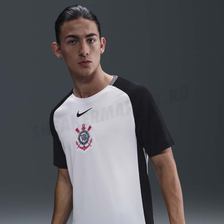 Suposta nova camisa do Corinthians para 2025