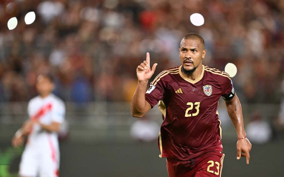 Venezuela vence o Peru e assume vaga de repescagem das Eliminatórias