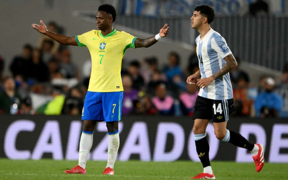 Vini Jr diz que Brasil tem de 'repensar tudo' após goleada para Argentina