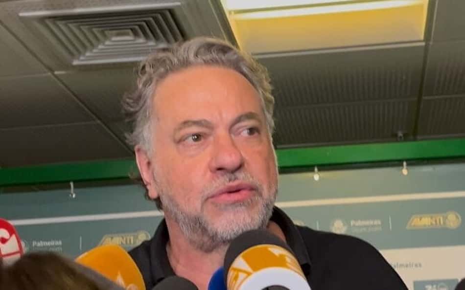 São Paulo irá enviar ofício à FPF pedindo áudios do VAR após pênalti polêmico