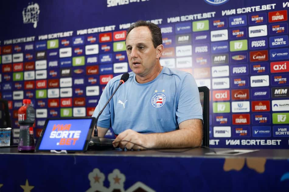 Rogério Ceni durante entrevista coletiva após jogo contra o Corinthians Foto: Rafael Rodrigues/ EC Bahia