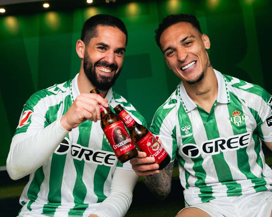 Antony e Isco pelo Real Bétis