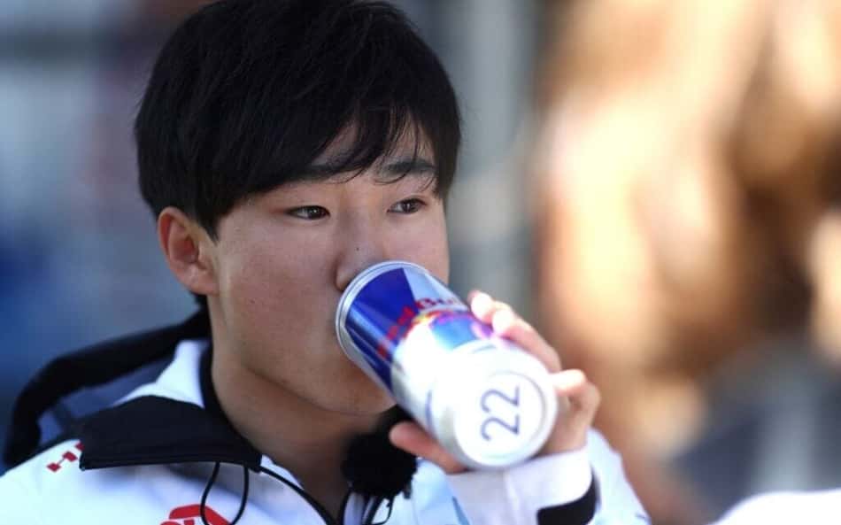 australia-2024-f1-quinta-feira-rb-yuki-tsunoda-01-1024×683-1-aspect-ratio-512-320