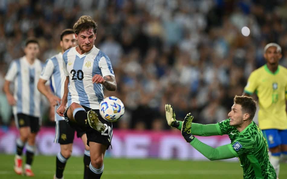 Javier Milei elogia atuação de Bento em Argentina x Brasil: 'Descomunal'