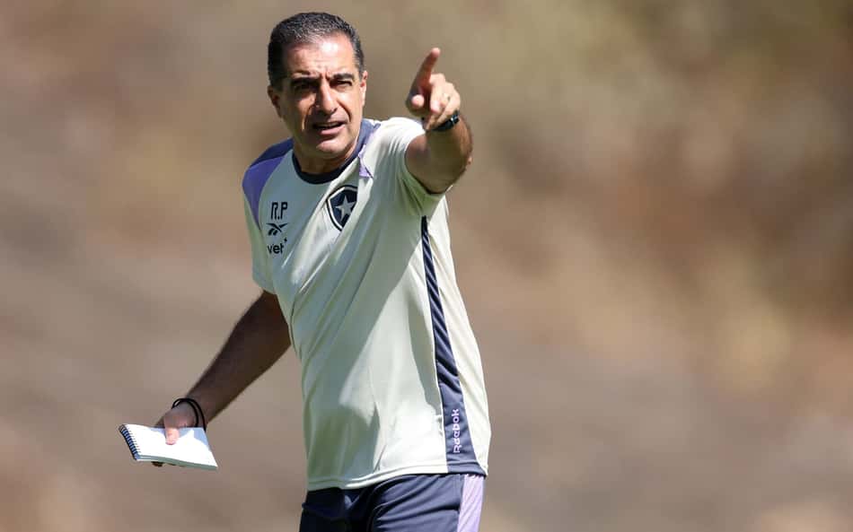 Botafogo aproveita período sem jogos para se reforçar para o Brasileirão