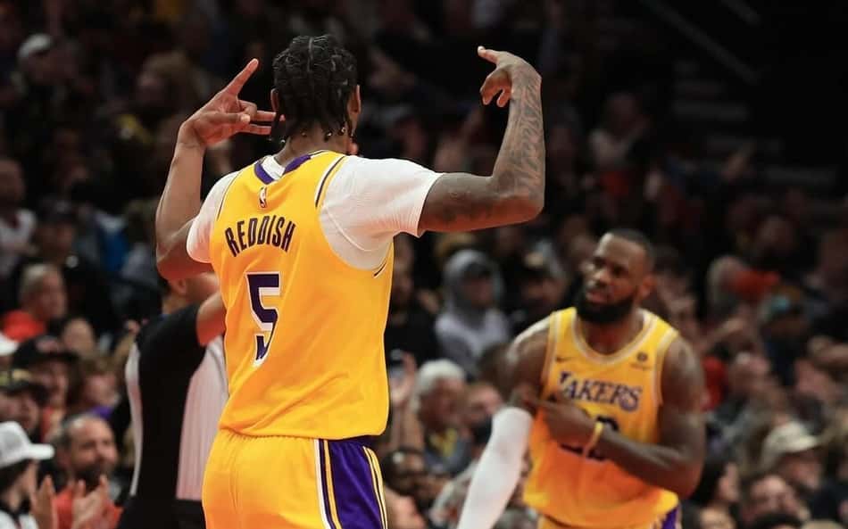 Los Angeles Lakers demite jogador em reta final da NBA 2024/25