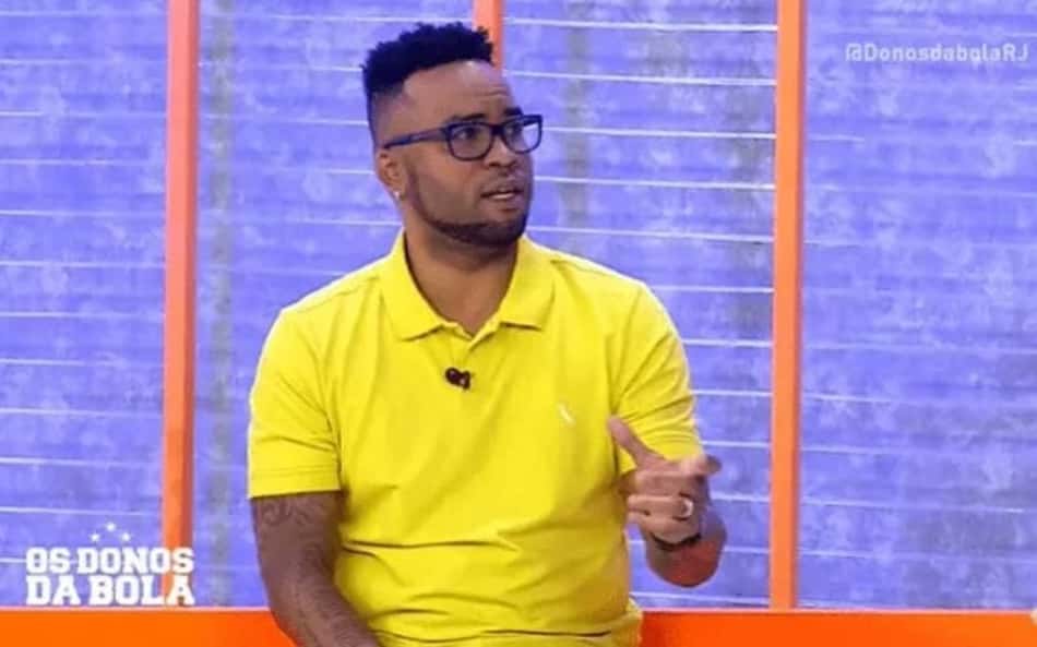 Demitido da Band após polêmica, Carlos Alberto fecha com outra emissora; veja