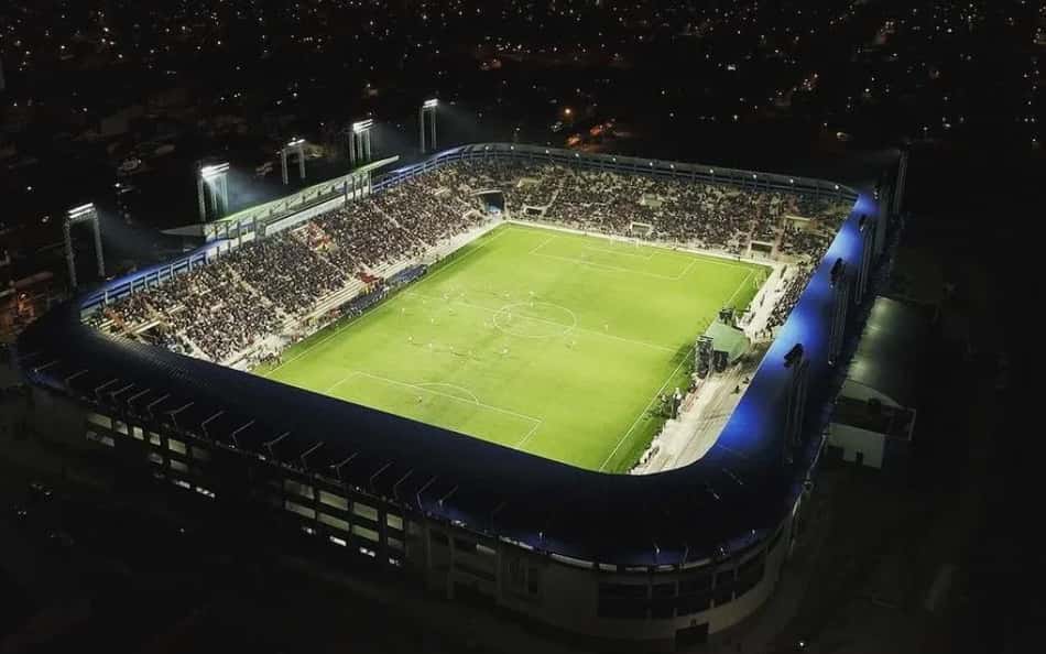 Uruguai encara desafio no estádio mais alto do mundo diante da Bolívia