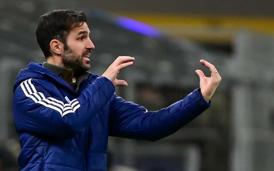 Fàbregas detona próprio clube e jogadores: 'Acham que estão no Bayern'