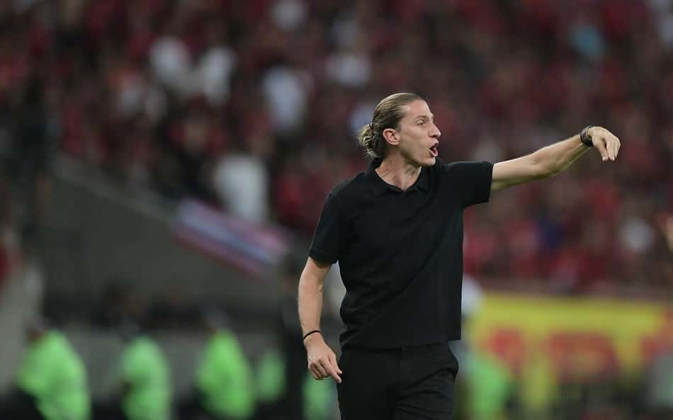 Filipe Luís vê Flamengo dominante em 'grande jogo' com o Inter