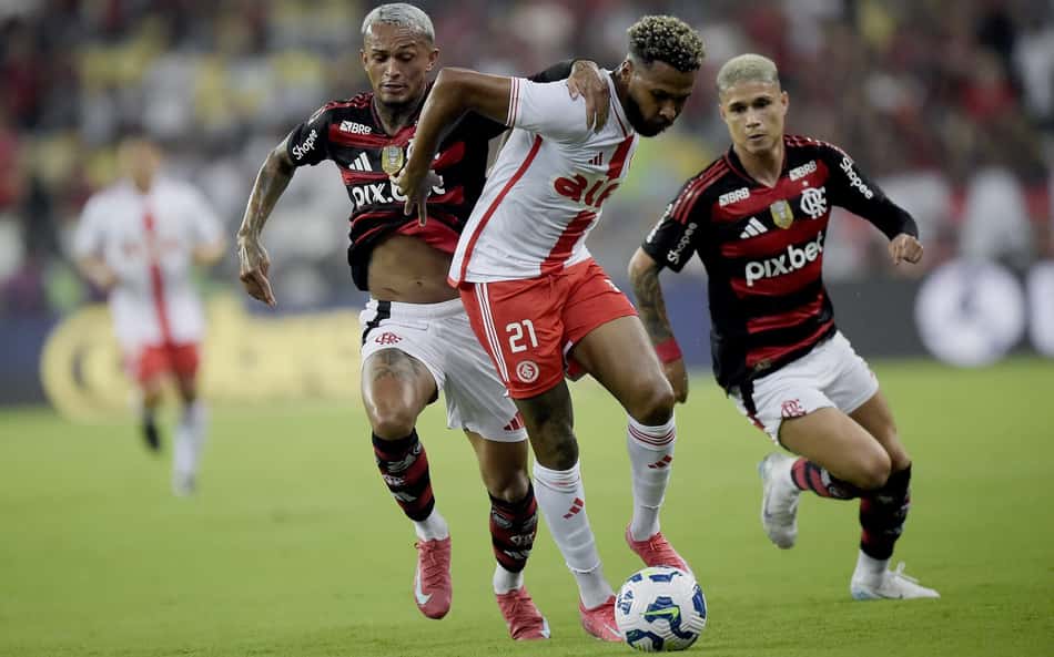 Flamengo e Internacional estreiam com empate no Brasileirão