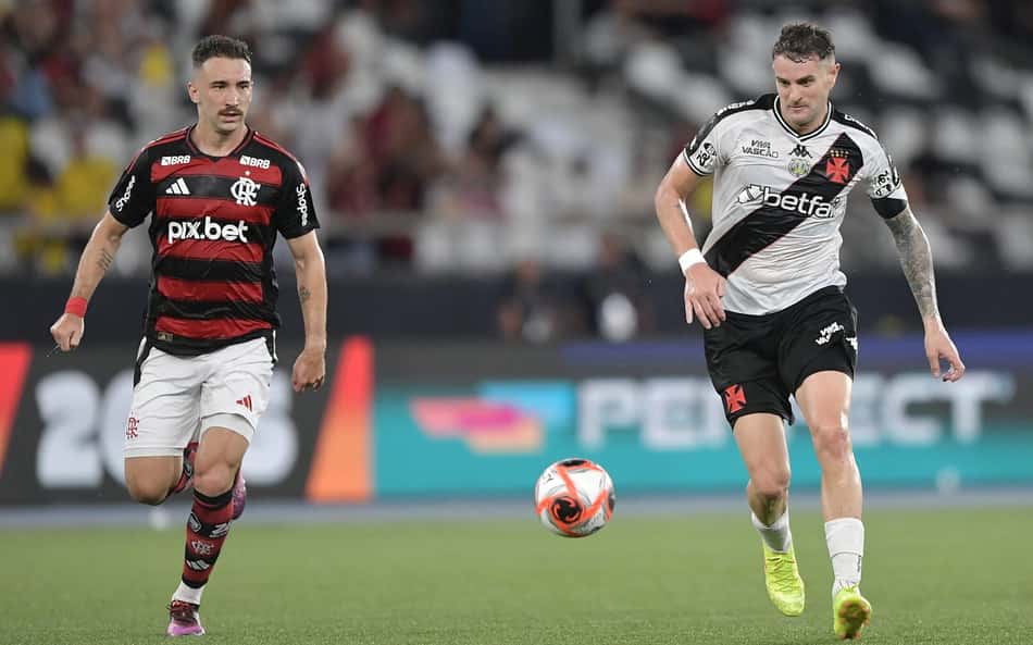 Flamengo perde titular por lesão e Vasco vem com força máxima; confira as escalações