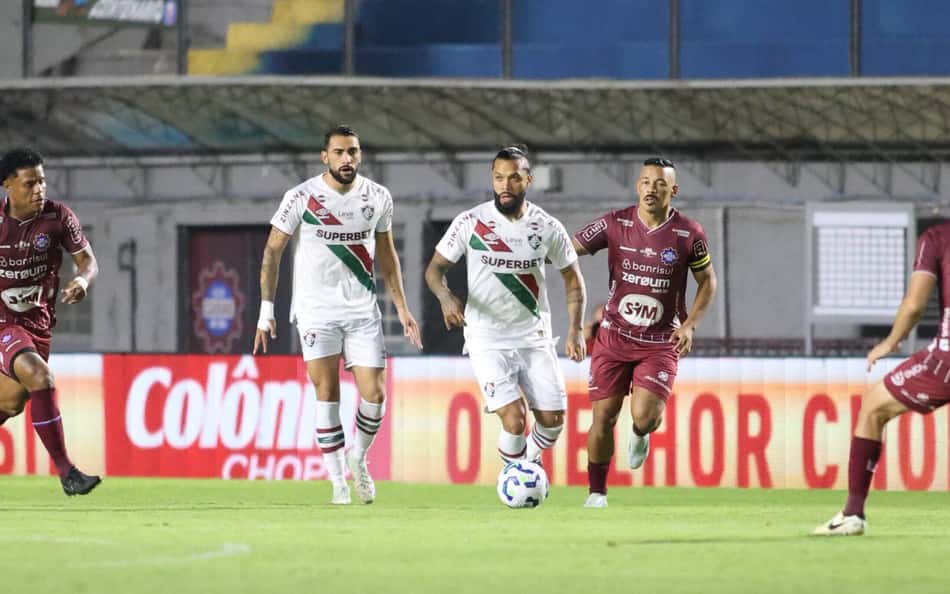 fluminense_x_caxias-scaled-aspect-ratio-512-320