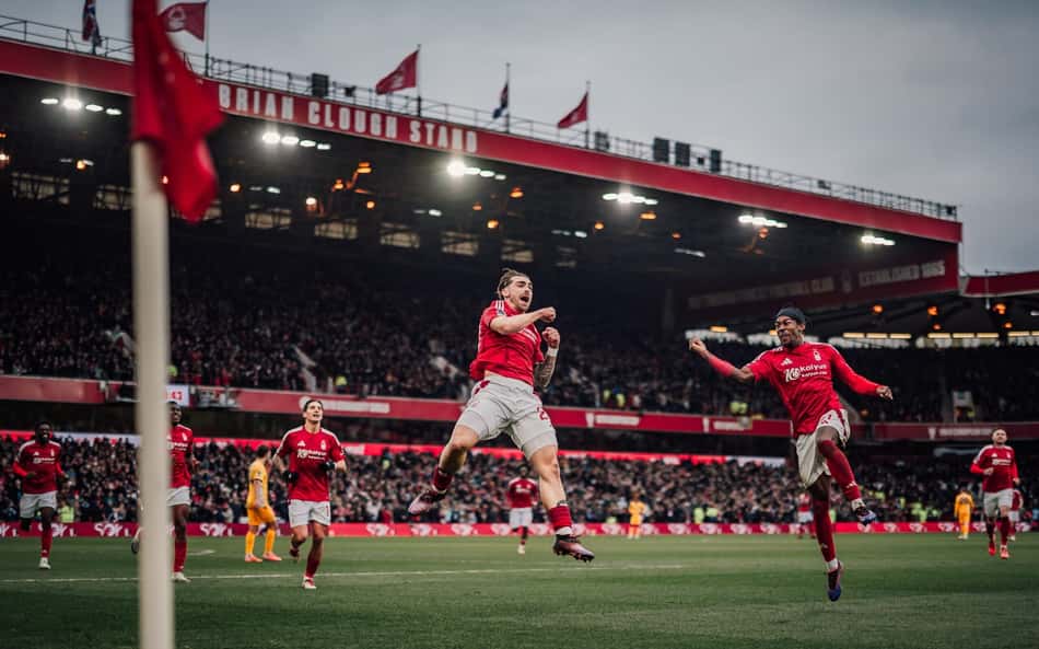 NBA ou Premier League: qual liga fatura mais com direitos de TV?