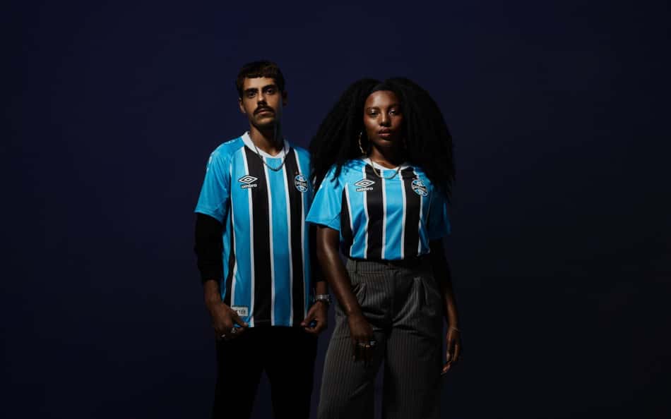 Grêmio apresenta novo uniforme para a temporada 2025