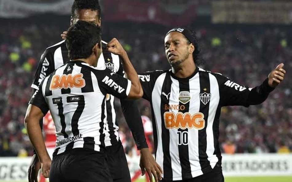 Atlético-MG recebe mensagens pelo aniversário de 117 anos