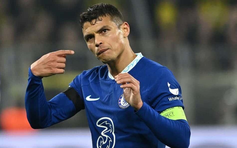 Thiago Silva é eleito pela torcida para time ideal da história do Chelsea