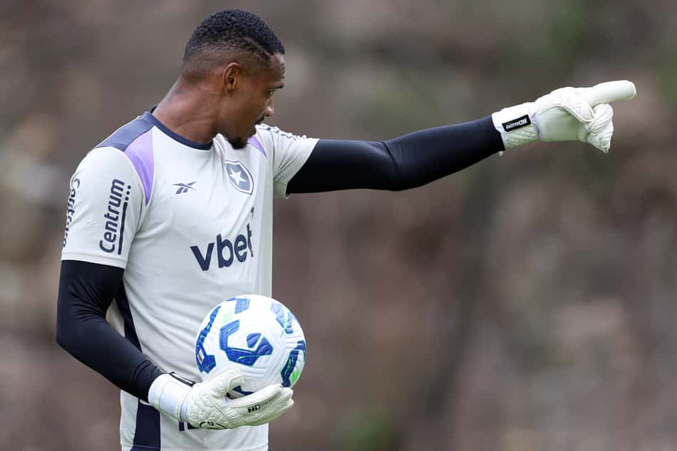 John, boleiro do Botafogo