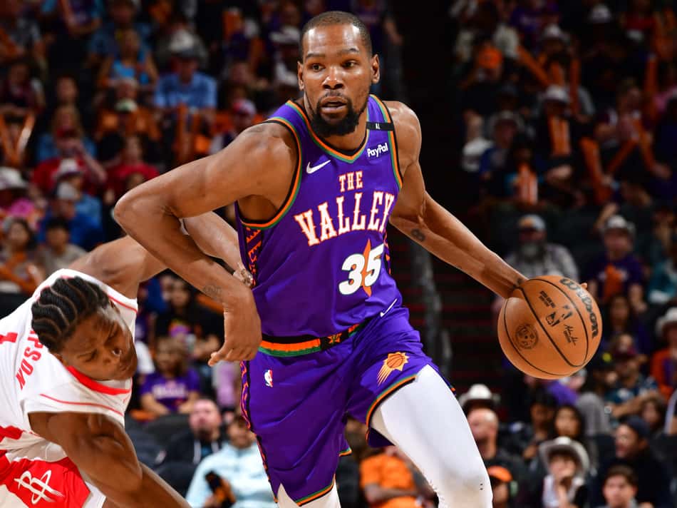 Houston Rockets v Phoenix Suns - Kevin Durant - NBA  Kevin Durant sofre nova lesão neste jogo