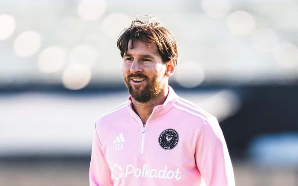 Treinador do Inter Miami confirma data para Lionel Messi retornar