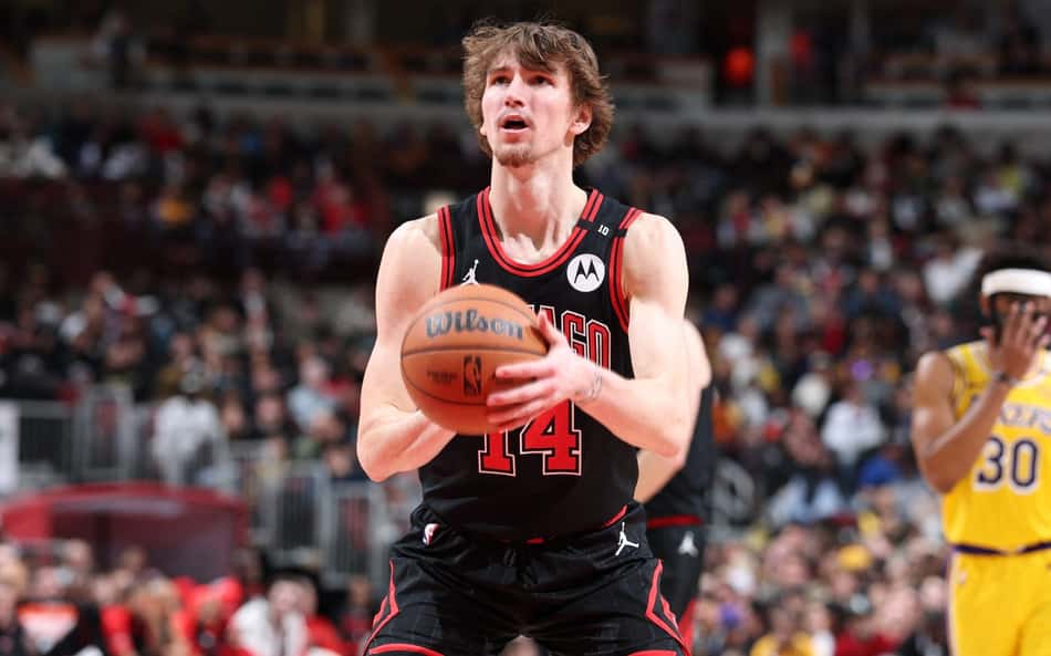 matas-buzelis-chicago-bulls-nba-scaled-aspect-ratio-512-320