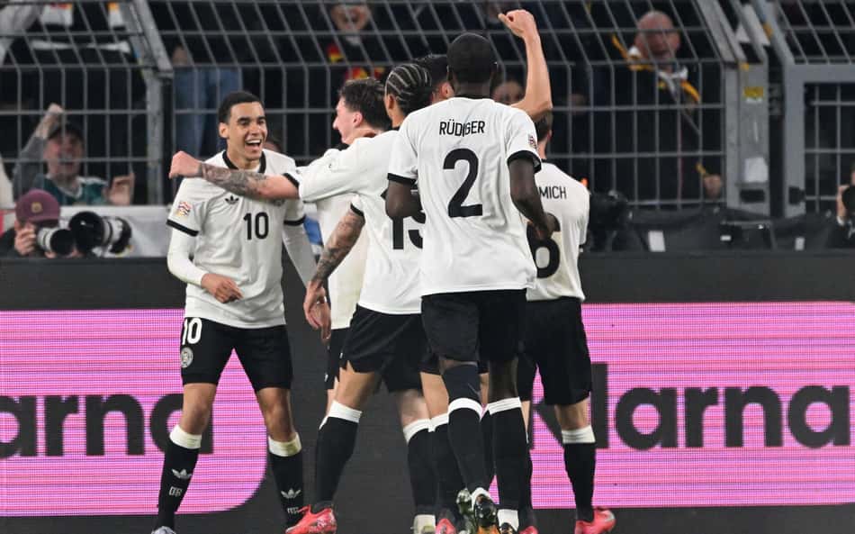 Presente de Noel! Gandula de Alemanha x Itália ganha momento de fama após ajudar em gol