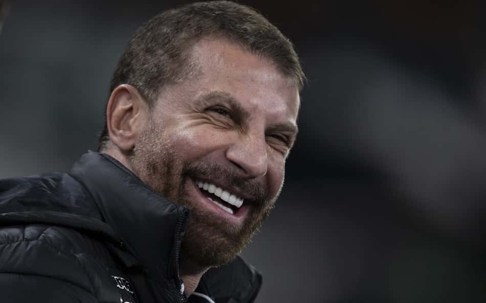 Pedrinho diz que elenco do Vasco está entre os oito melhores do Brasileirão