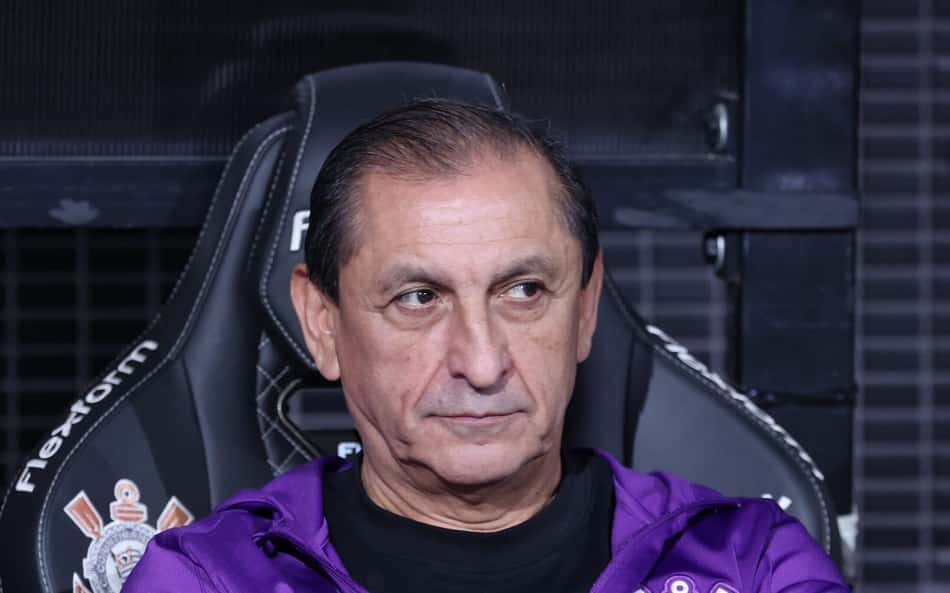 Escalação: Ramón testa opções para lugar de Garro em decisão pela Libertadores