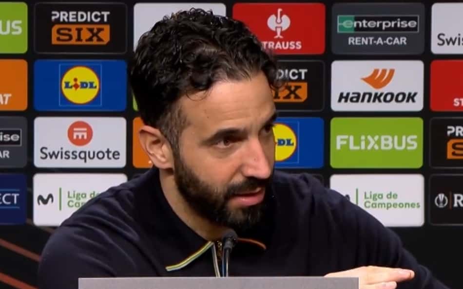 Técnico do Manchester United aponta Europa League como mais difícil que a Champions