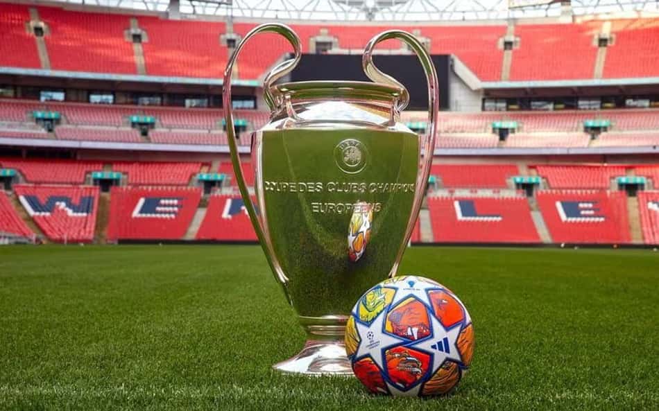 ucl_ball-aspect-ratio-512-320
