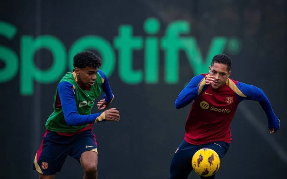 Como a venda de Vitor Roque ao Palmeiras pode interferir no futuro de Yamal no Barcelona