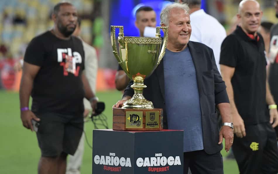 Cena de Zico após título do Flamengo emociona torcedores: 'Momento absurdo'