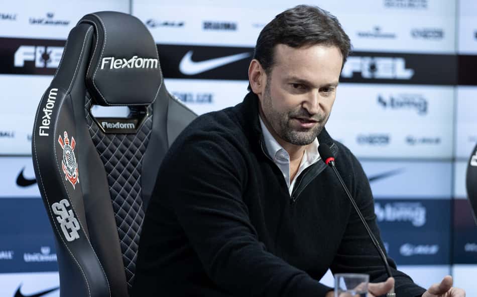 Diretor financeiro do Corinthians pede demissão da gestão de Augusto Melo