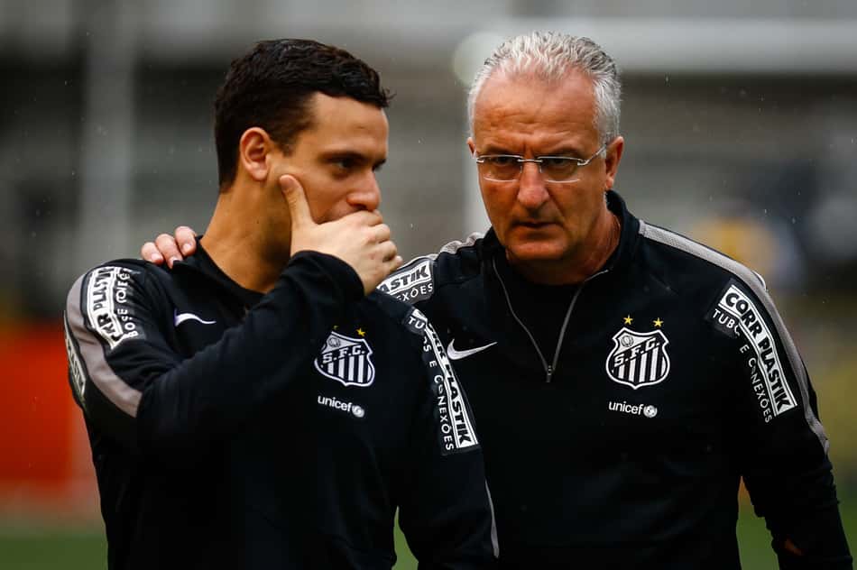Lucas Silvestre e Dorival Júnior (Foto: Ricardo Saibun/ Santos FC)