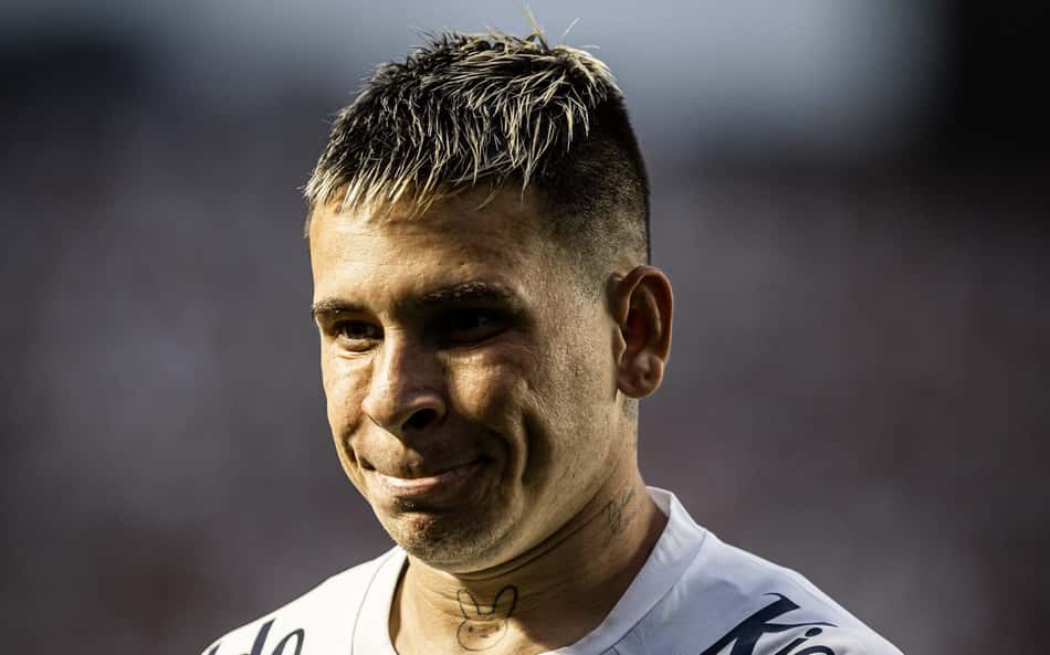 Santos atualiza quadro médico de Soteldo; veja previsão de retorno