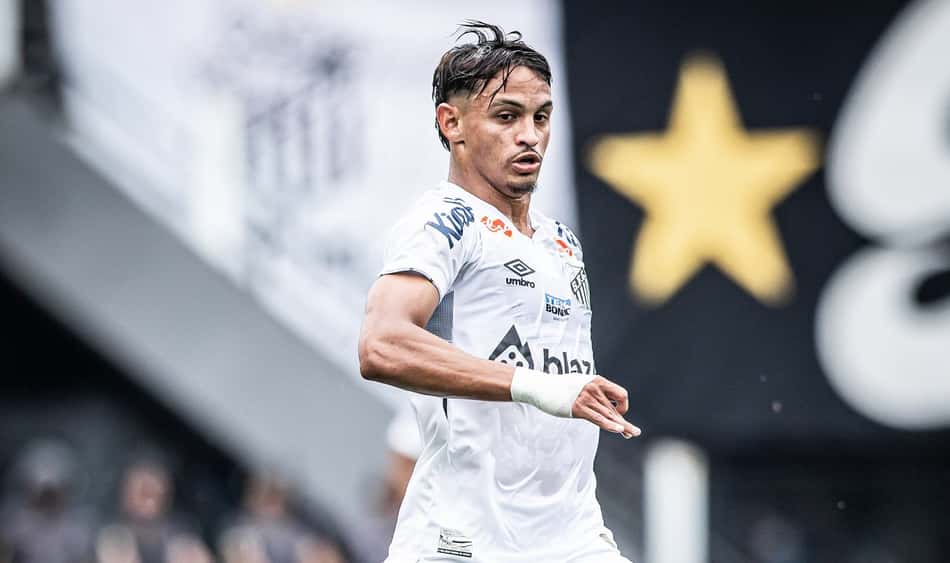 Patati foi revelado pelo Snatos (Foto: Raul Baretta/ Santos FC)