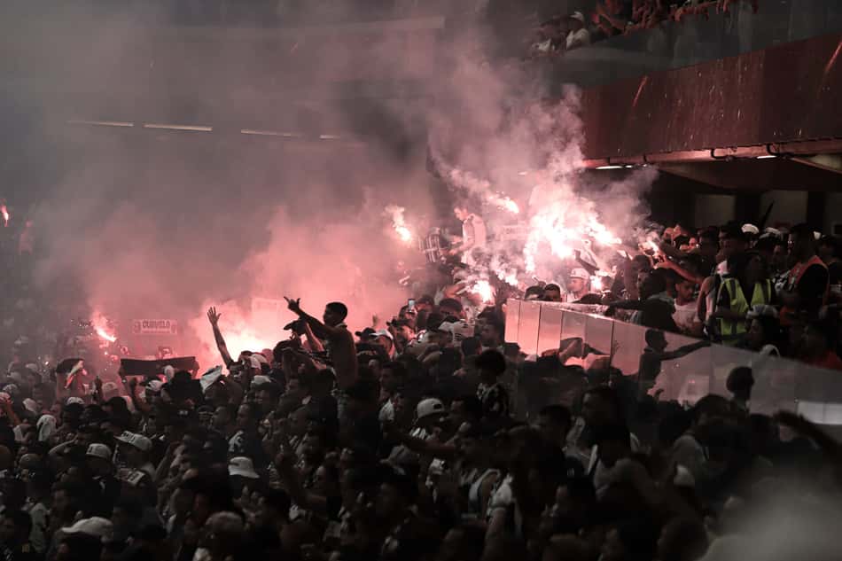 Torcida do Atlético-MG contra o River Plate (Foto: Pedro Click / Atlético)