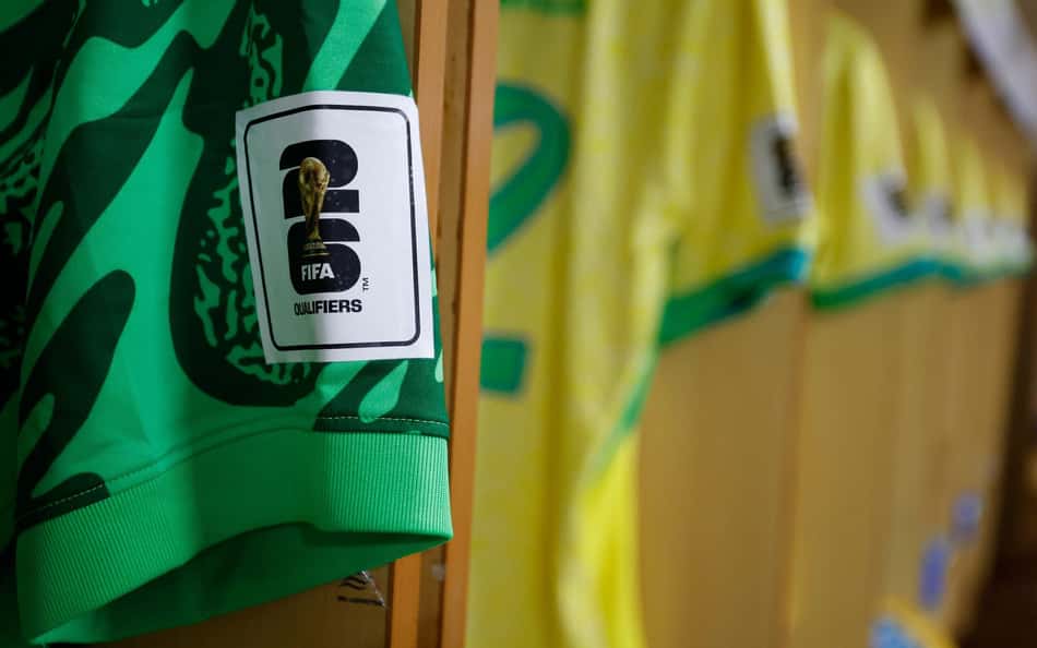 Globo faz crítica forte e questiona a CBF sobre camisa vermelha da Seleção