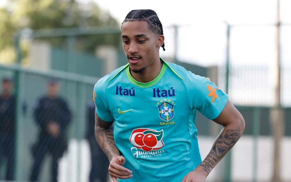 João Pedro, da Seleção, se especializa em pênaltis e vira peça crucial na Premier League