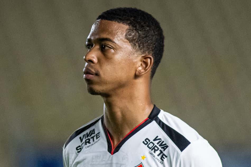 Carlinhos antes da partida contra o Moto Club Foto: Victor Ferreira / EC Vitória
