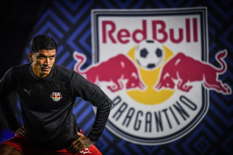 Lucas Evangelista tem contrato com o Red Bull Bragantino até o fim de 2029. (Foto: Ari Ferreira/Red Bull Bragantino.)