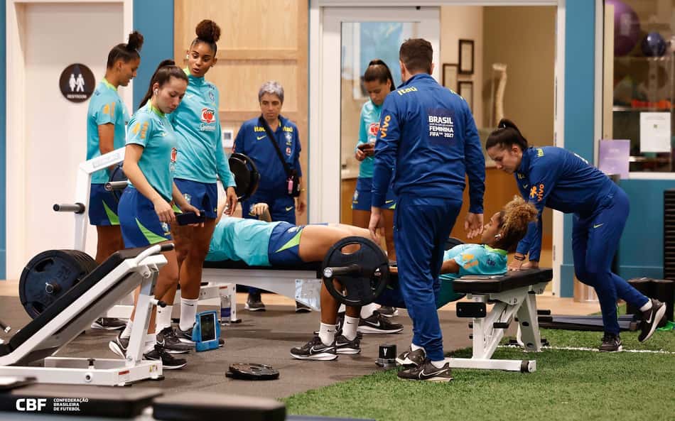 De olho nos EUA, Seleção Feminina realiza primeira atividade em Los Angeles