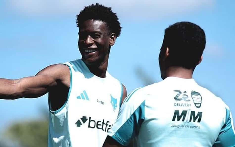 Cruzeiro terá retorno de titular contra o Internacional