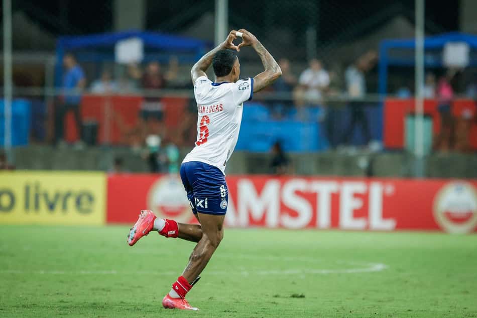 Jean Lucas comemora gol contra o Internacional Foto: Rafael Rodrigues/EC Bahia