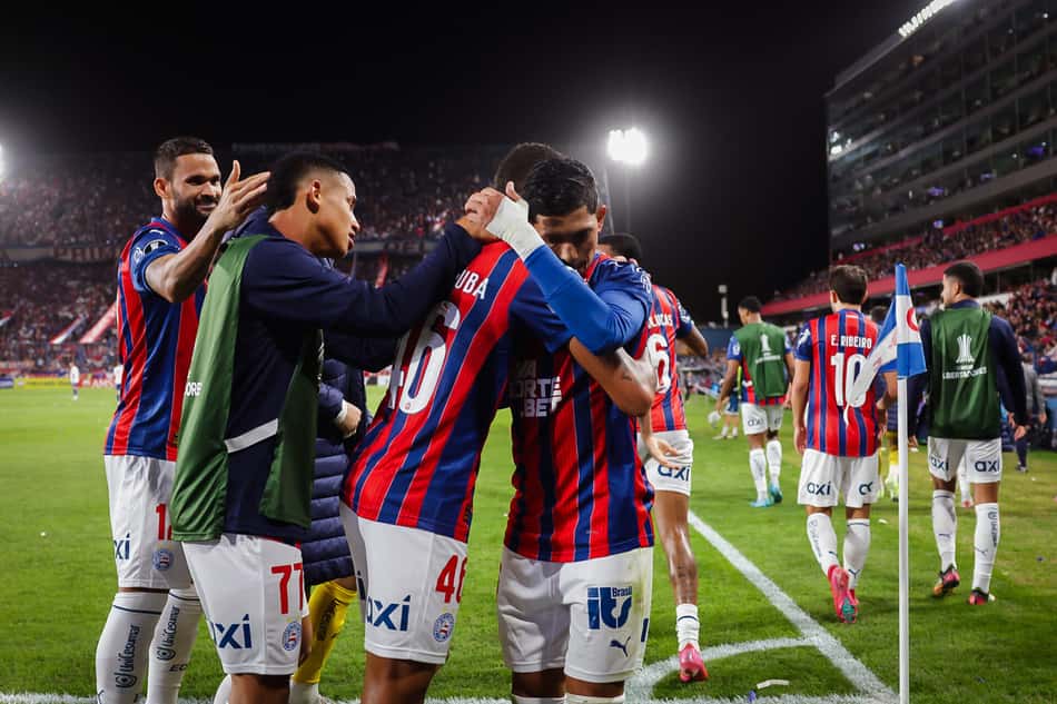 Elenco do Bahia comemora gol marcado por Erick Pulga Foto: Letícia Martins / EC Bahia