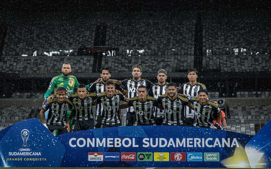 Escalação do Atlético-MG: Cuca manda time com formação diferente